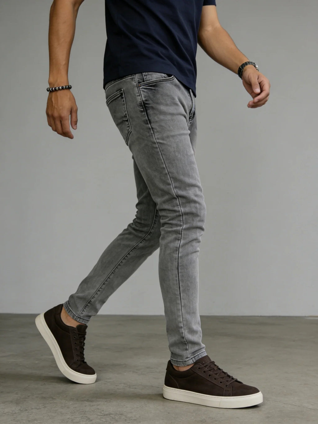 Gray Y2k Drip Slim Fit Jeans For Man Original Unisex Street Casual Denim Pants No accessories or belts included